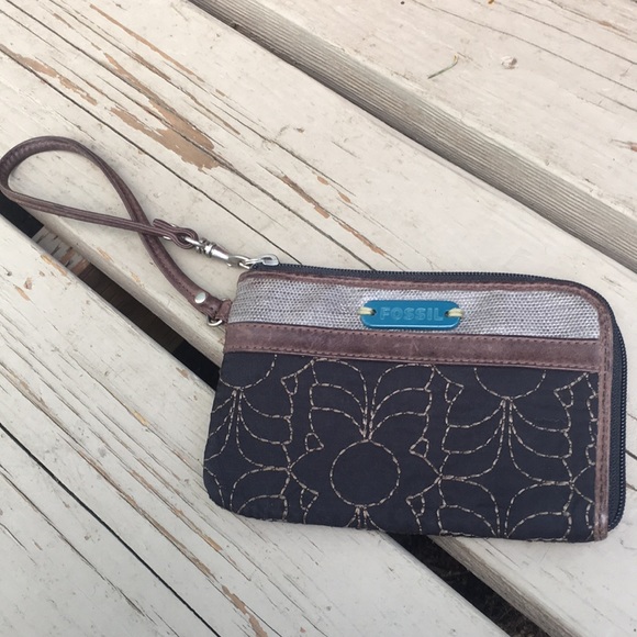 FOSSIL Wristlet brown embroidered blue logo - Picture 10 of 12
